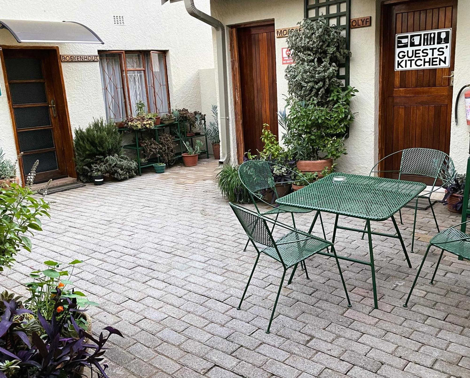 Celtis Lane Guest House Boksburg Εξωτερικό φωτογραφία