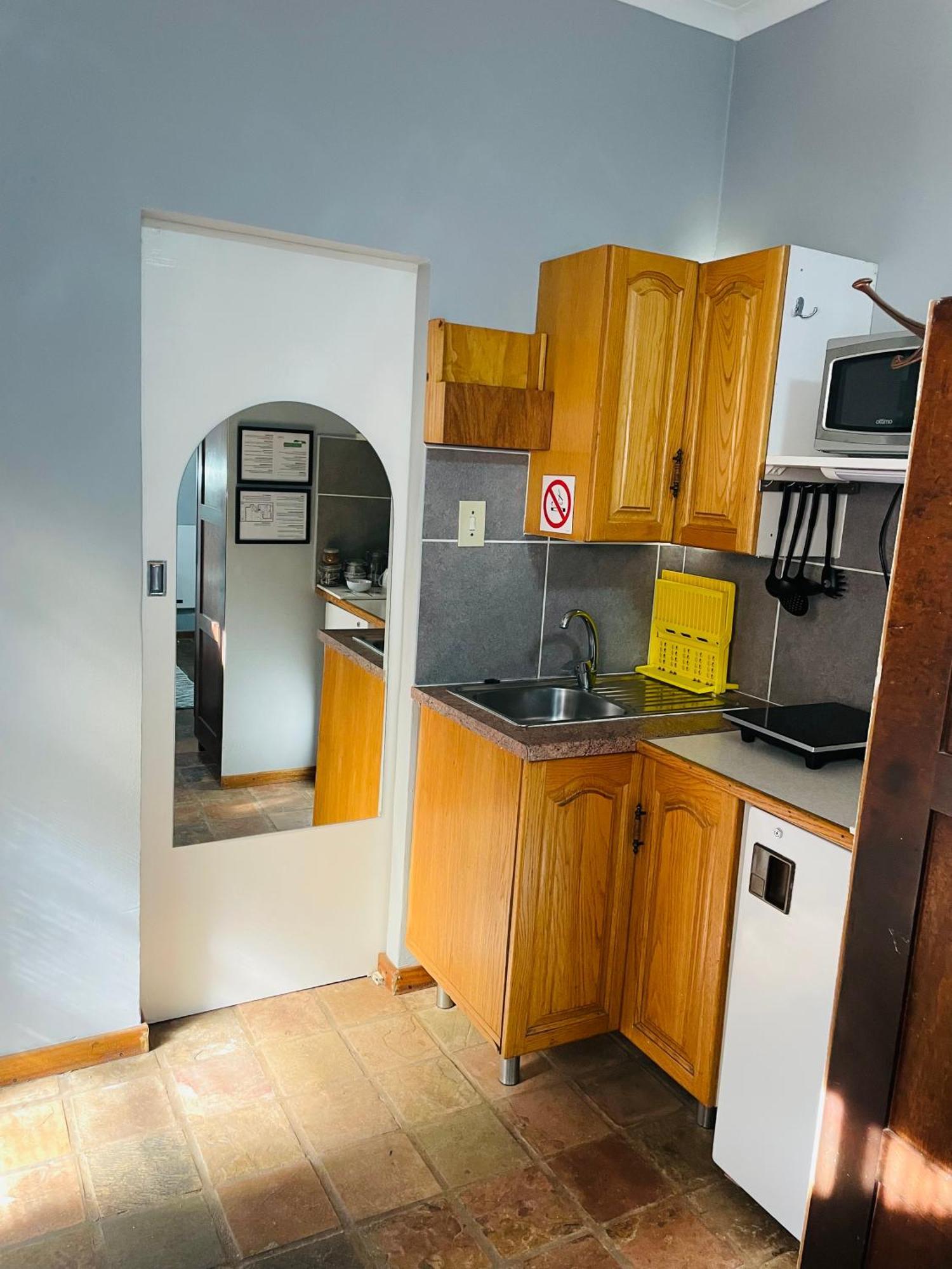 Celtis Lane Guest House Boksburg Εξωτερικό φωτογραφία