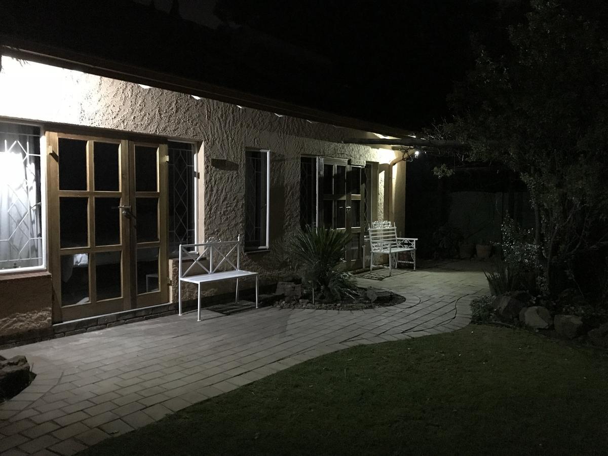 Celtis Lane Guest House Boksburg Εξωτερικό φωτογραφία